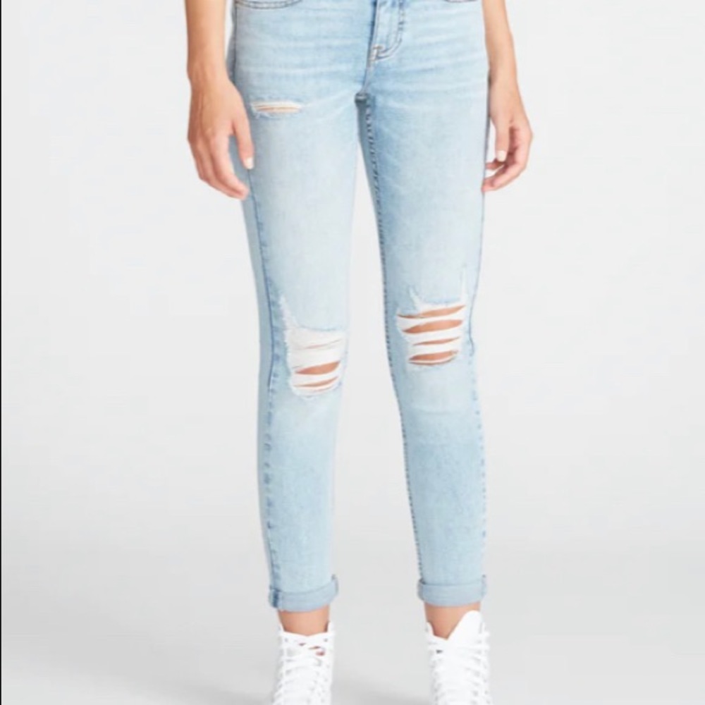 Vigoss Thompson Tomboy Light Wash Jean - Size 28 - Women’s Jean